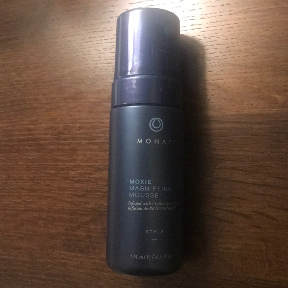 Monat Moxie Magnifying Mousse